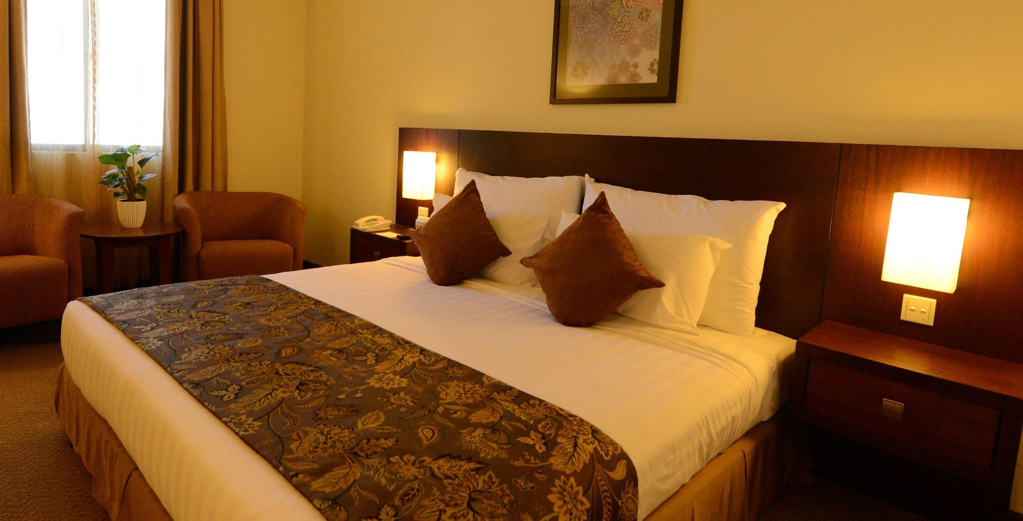 The Grand Puteri Hotel Kuala Terengganu Exterior foto