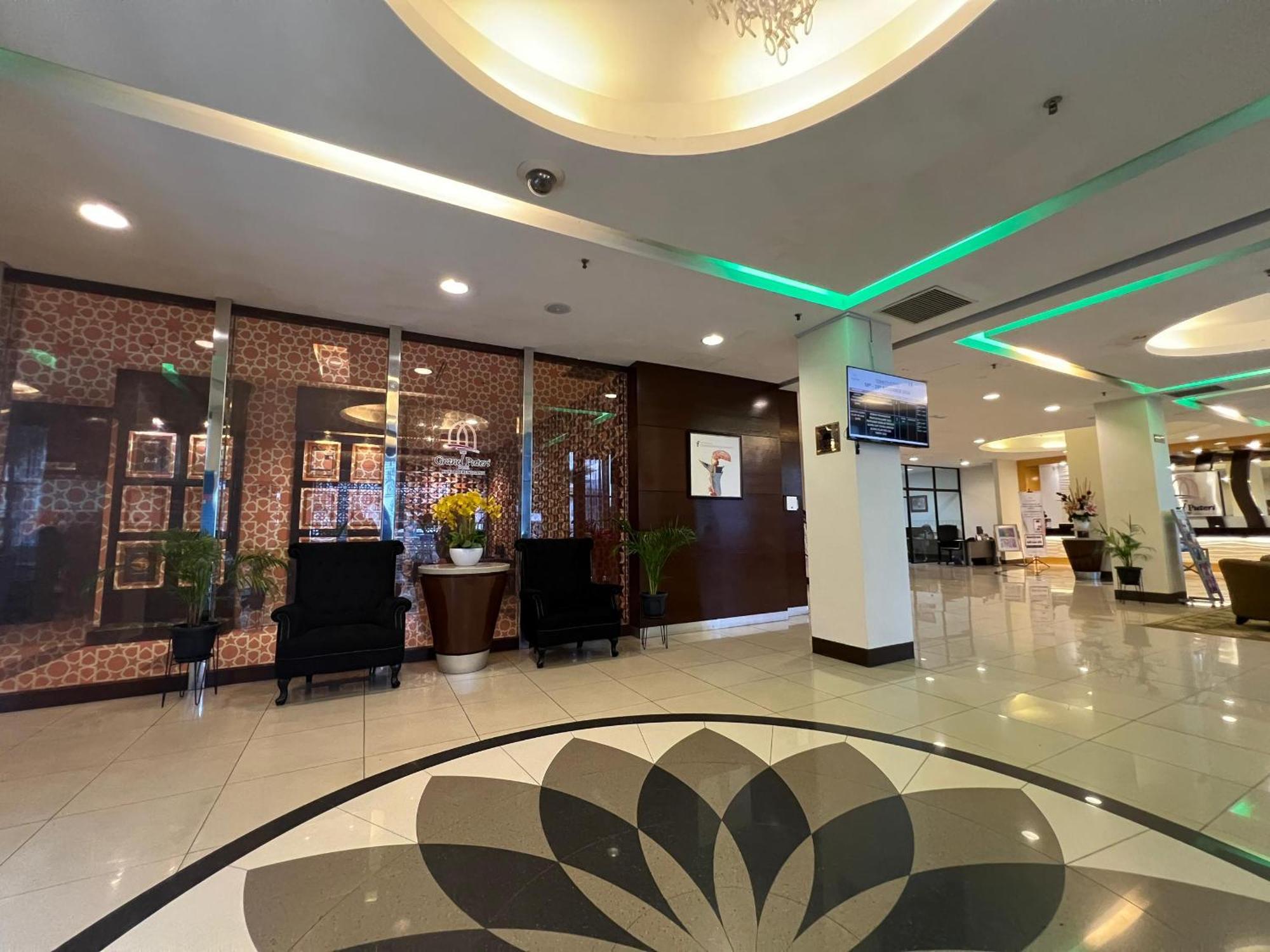 The Grand Puteri Hotel Kuala Terengganu Exterior foto